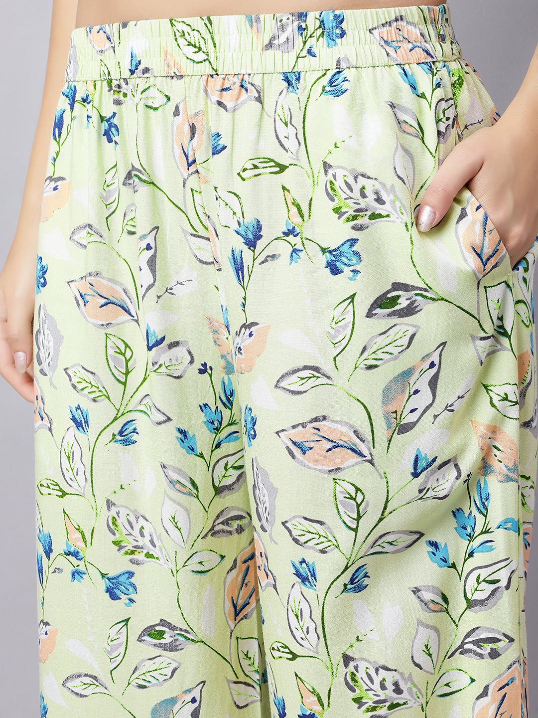 Leaf Print Cotton Co-ord Set for Women – Sleeveless Top & Pants