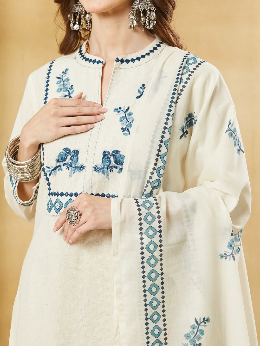 Off White Blue Floral Printed Kurta Set with Dupatta