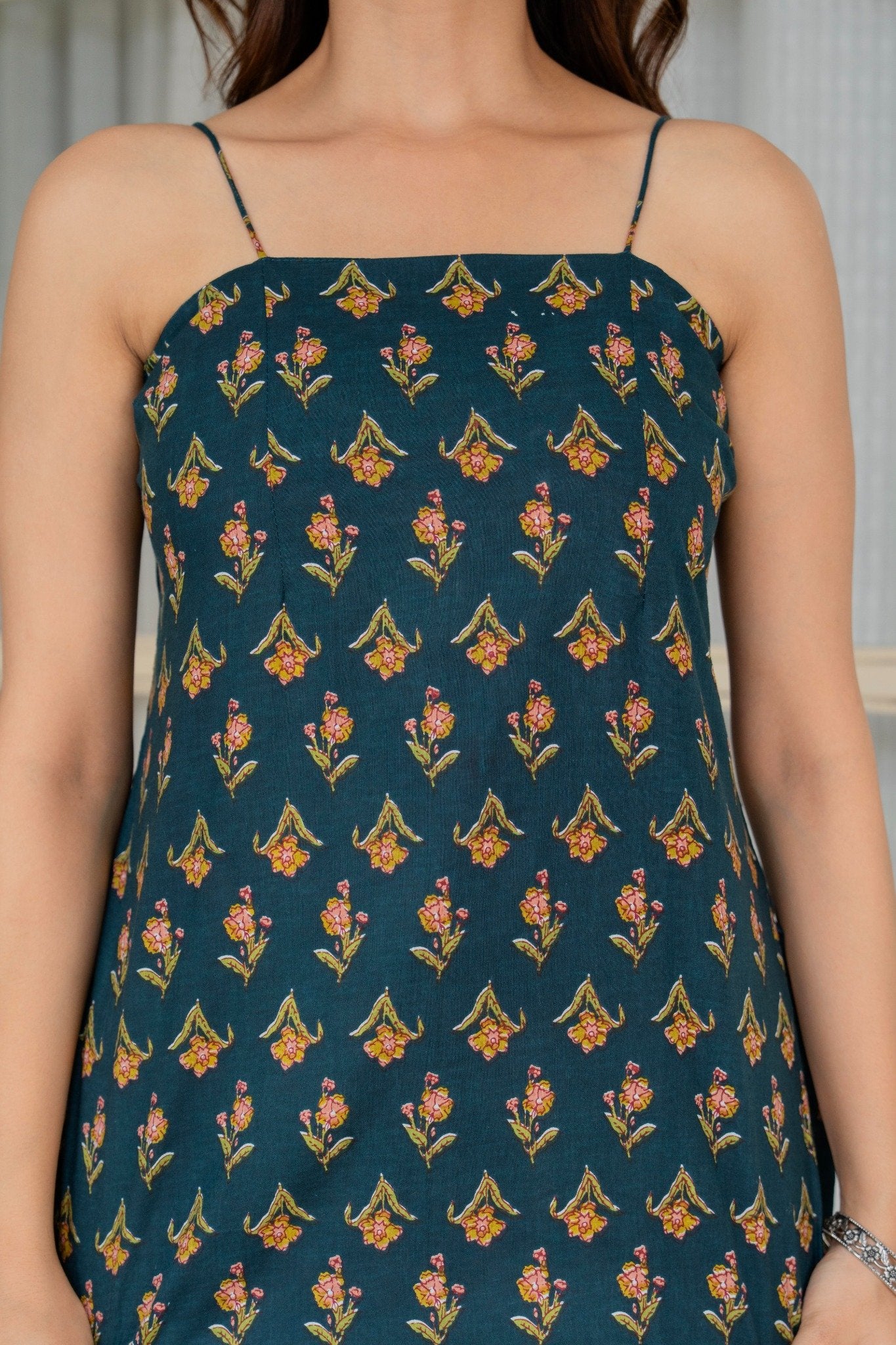 Aavinyaa Cotton Short Kurti for Women and Girls, Office and Casual Wear Teal